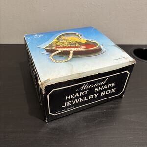 Vintage 1986 Lucite Heart Shaped Musical Jewelry Box Plays "Feelings" New In Box